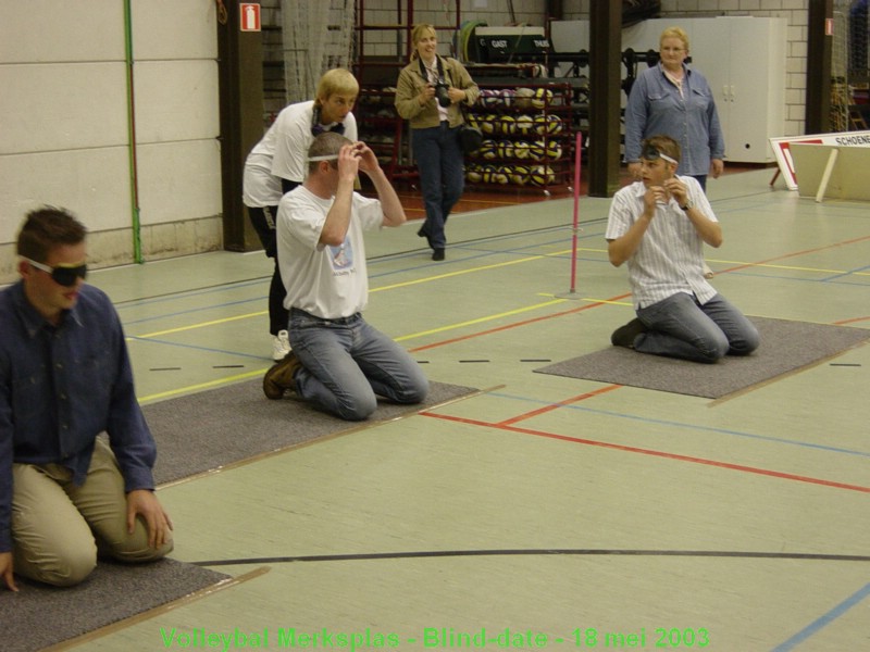 En hier de volleybal.