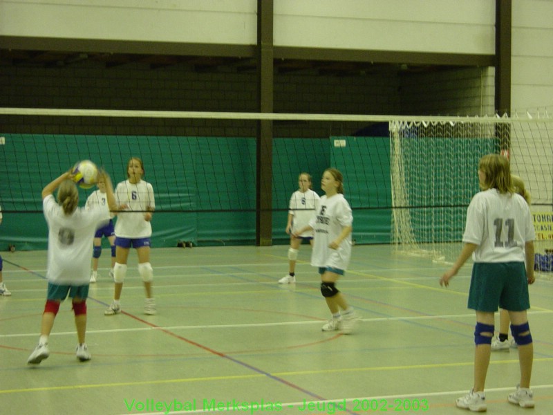 De meisjes D3 in actie.