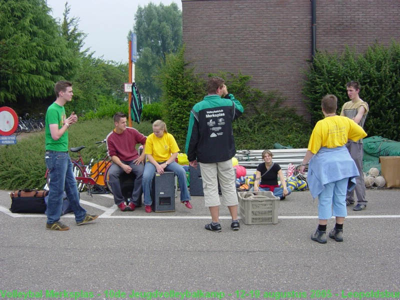 Wachten op de camion.