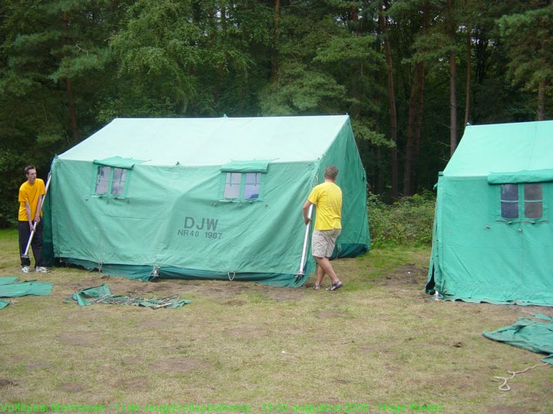 Tenten opstellen.