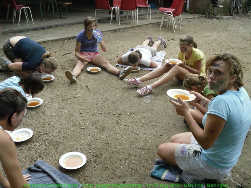 Gezellig buiten eten.