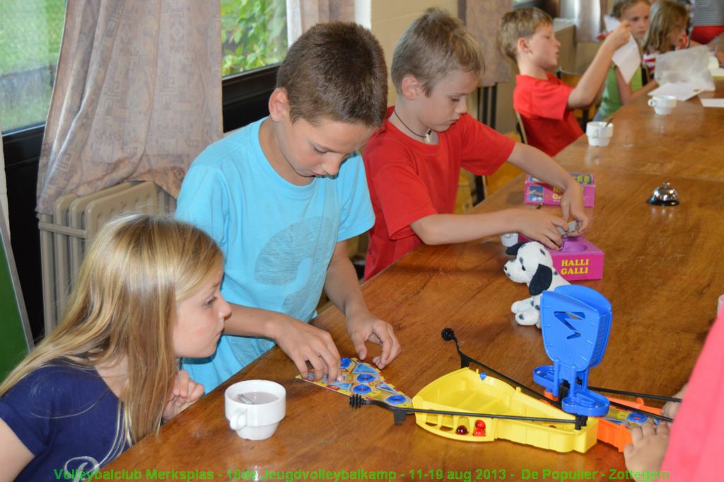 Bij de chocomelk nog enkele spelletjes spelen.