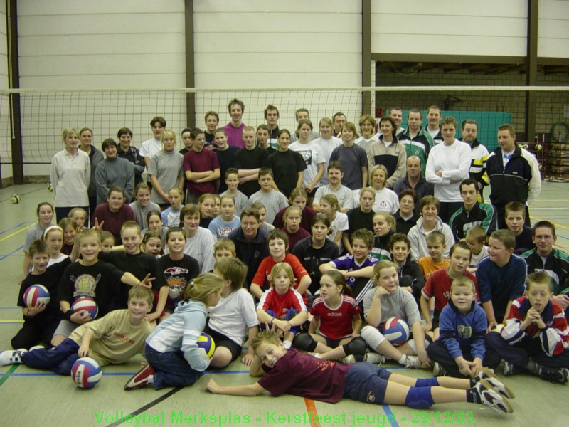 In totaal 93 volleyballers, zowel jeugd als ouders.