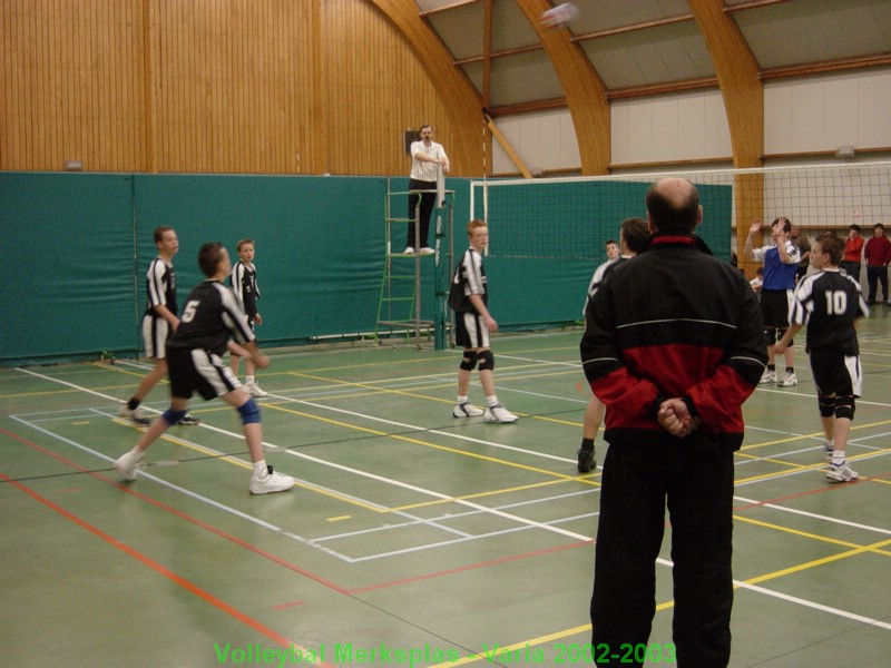 Op het andere veld speelt Kristof.